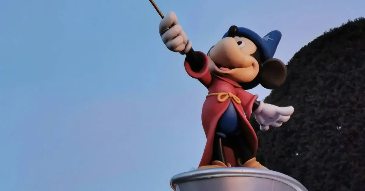 Disneyland Paris in December: The Ultimate Christmas Magic Guide