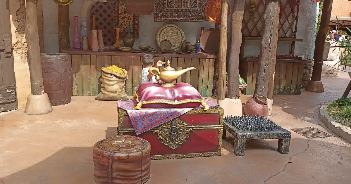 How Virtual Queues Work for Meeting Disney Characters at Disneyland Paris