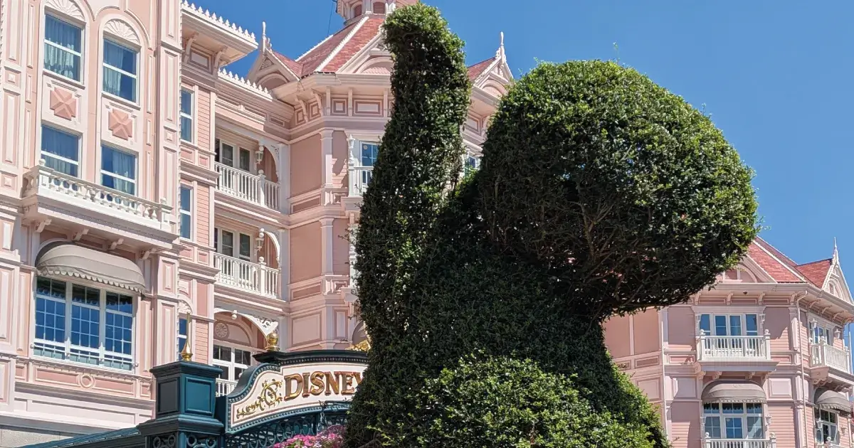 Minimum Height Requirements for Every Ride at Disneyland Paris (2025): Complete Family Guide